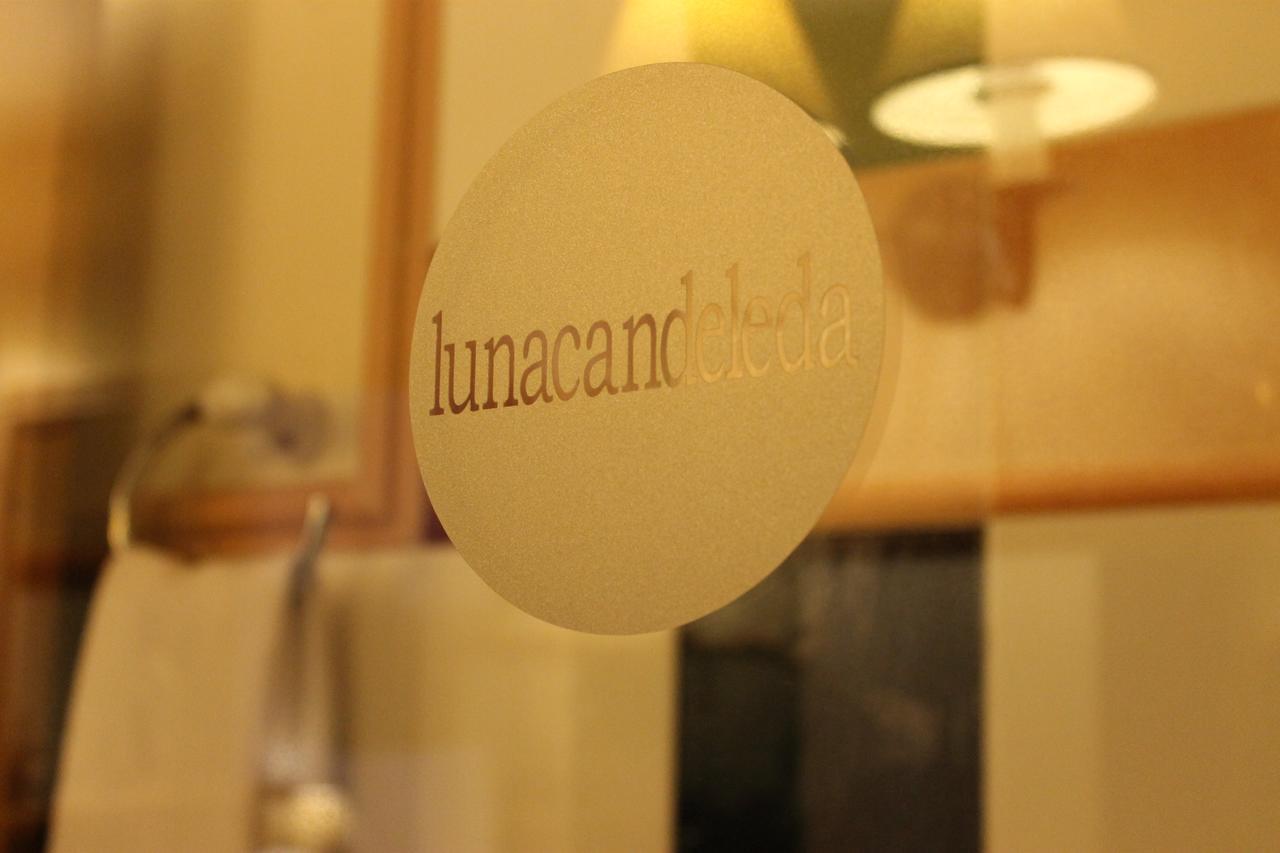 Hostal Rural Luna Y Hostal Rural Lunaposada カンデレダ エクステリア 写真